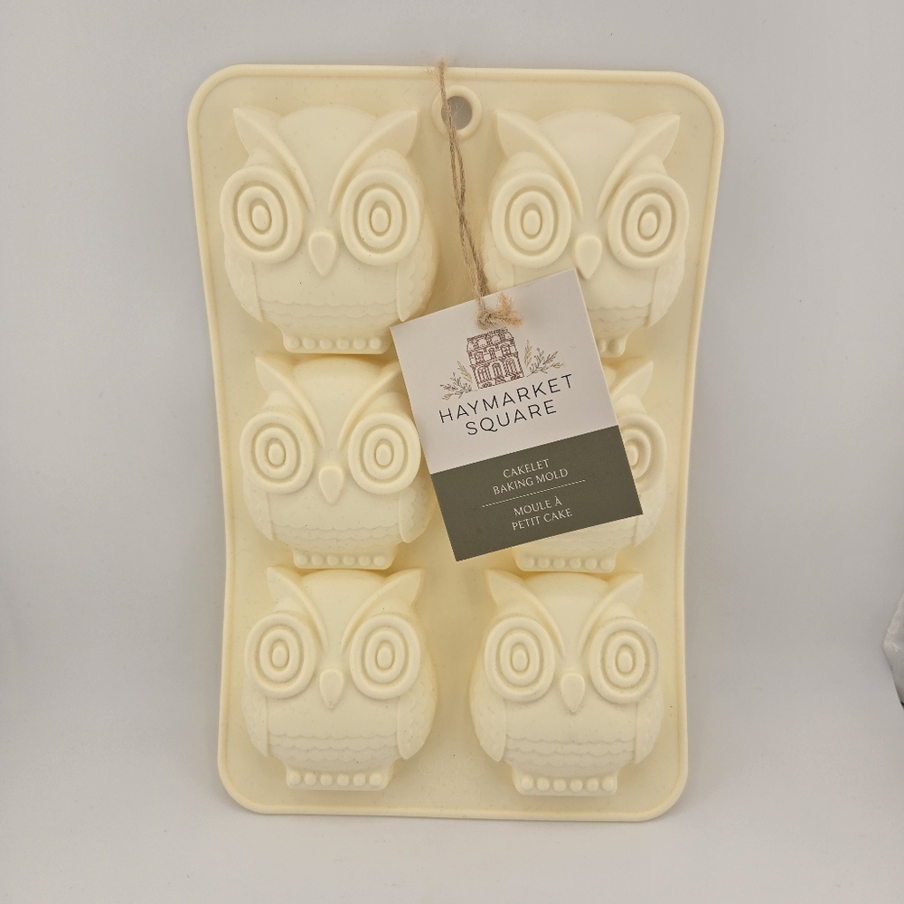 New Haymarket Square Cakelet Baking Mold Owls